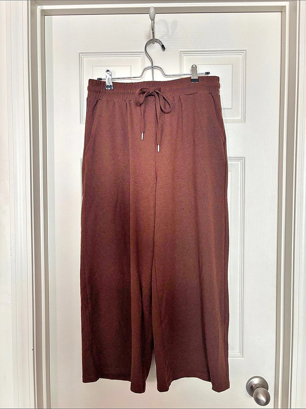 Time and Tru Wide Leg Pants in Brown Size Medium Like New